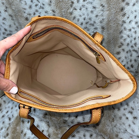 Louis Vuitton Bucket Bag Monogram Bag GM - Picture 8 of 15